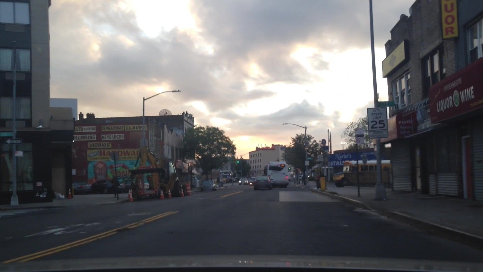 Street view near Lexington Inn, Briarwood — © lvl5 (CC BY-SA · Mapillary)