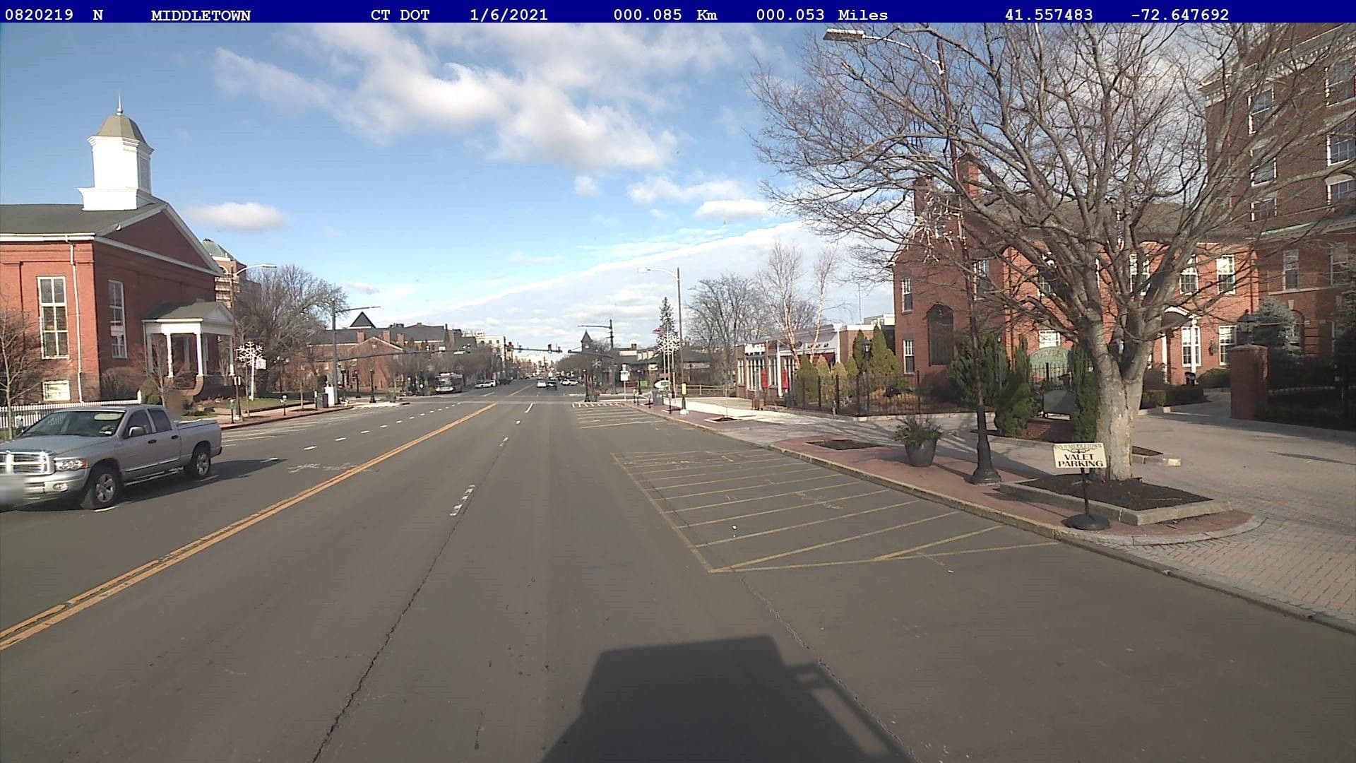 Street view near The Inn at Middletown, Cromwell — © ctphotologrow (CC BY-SA · Mapillary)