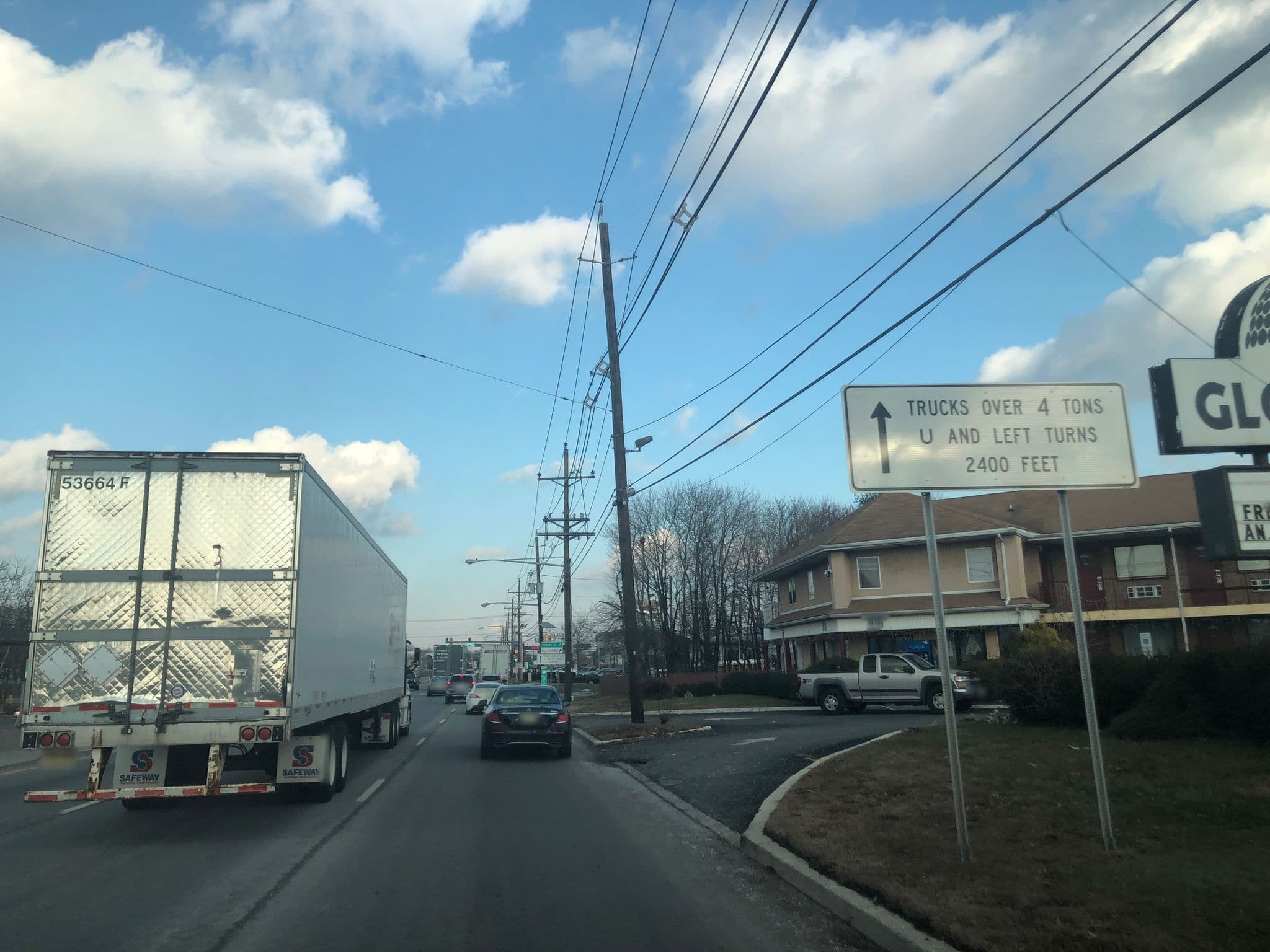 Street view near Red Carpet Inn, Piscataway — © nykera96 (CC BY-SA · Mapillary)