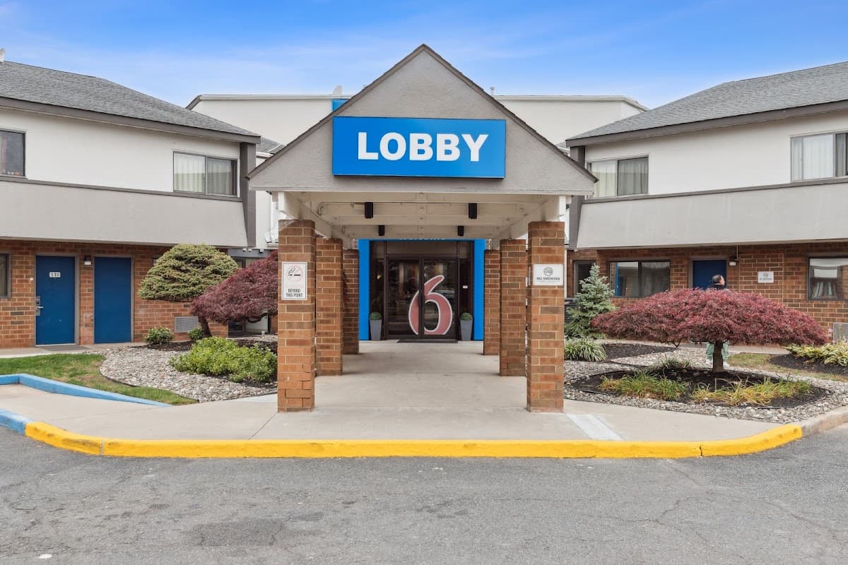 Motel 6 Piscataway, NJ, Motel in Society Hill