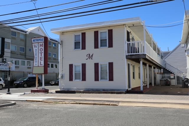 The Metropole, Motel in Seaside Heights