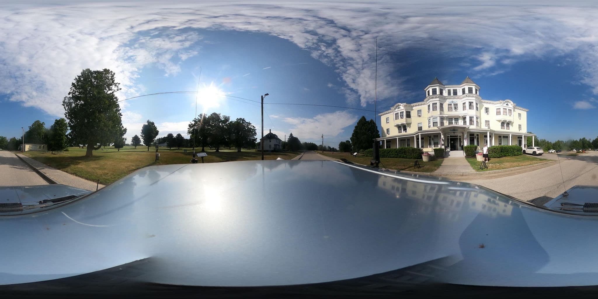 Street view near Poland Spring Resort - The Presidential Inn, Poland — © nonusablebody (CC BY-SA · Mapillary)