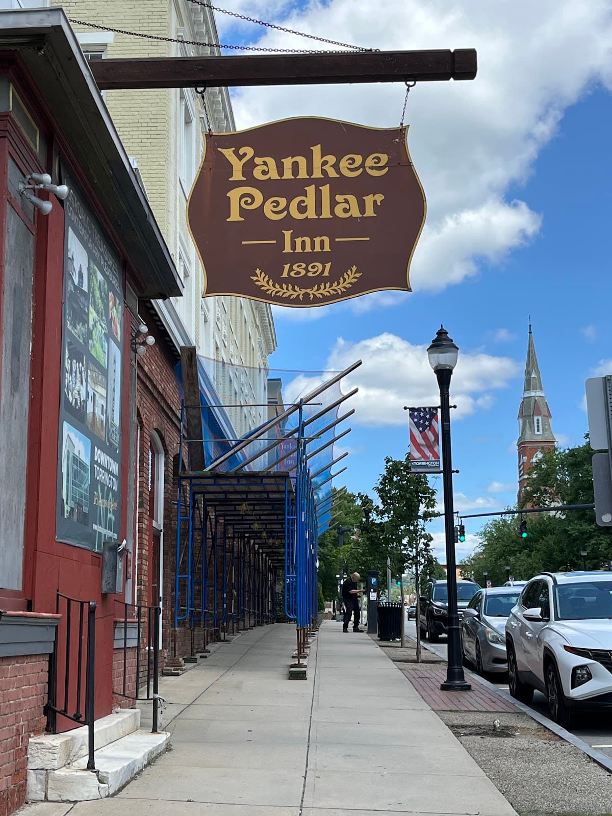 Yankee Pedlar Inn, Hotel in Torrington
