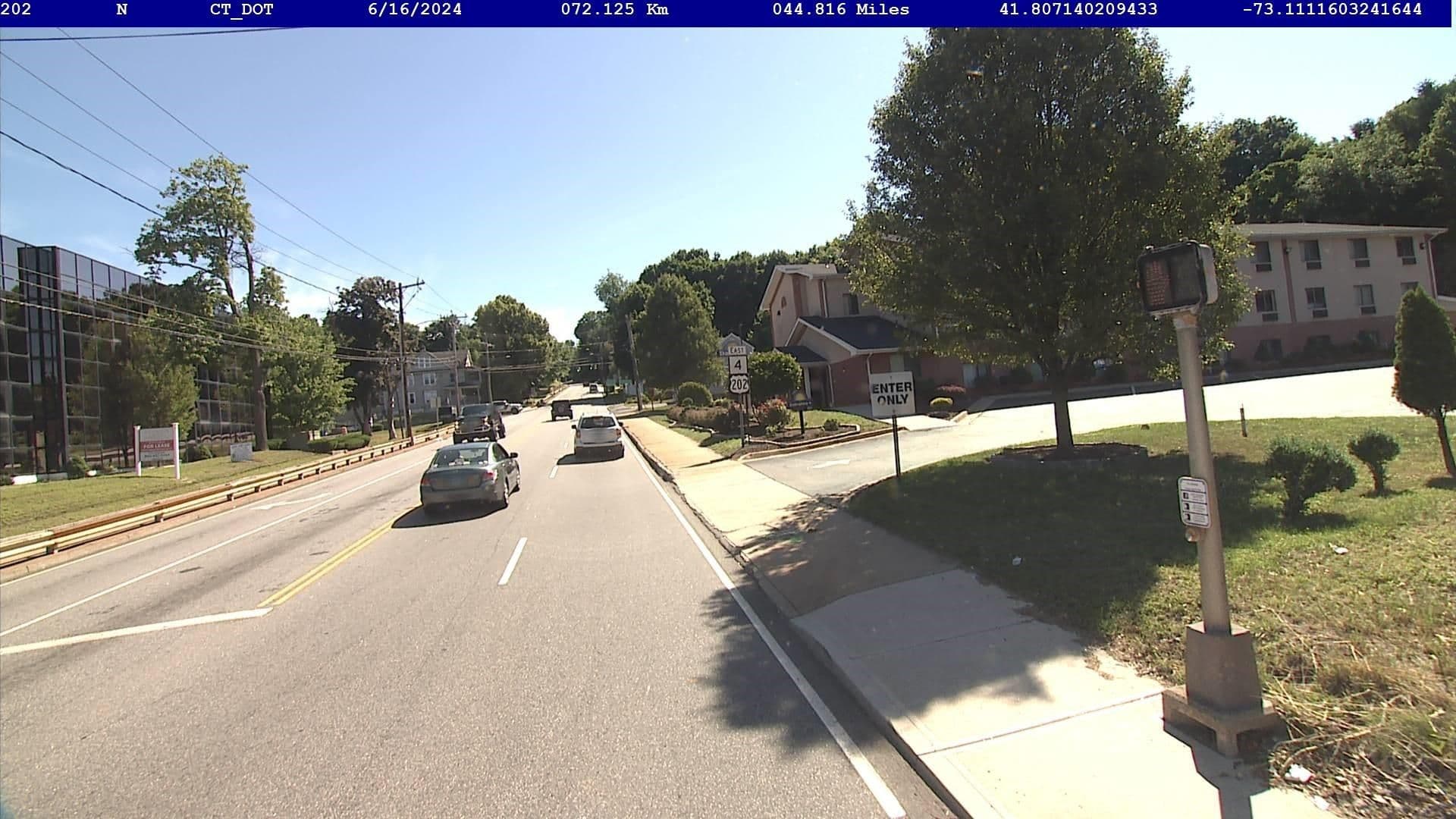 Street view near Days Inn, Torrington — © ctphotologrow_1 (CC BY-SA · Mapillary)