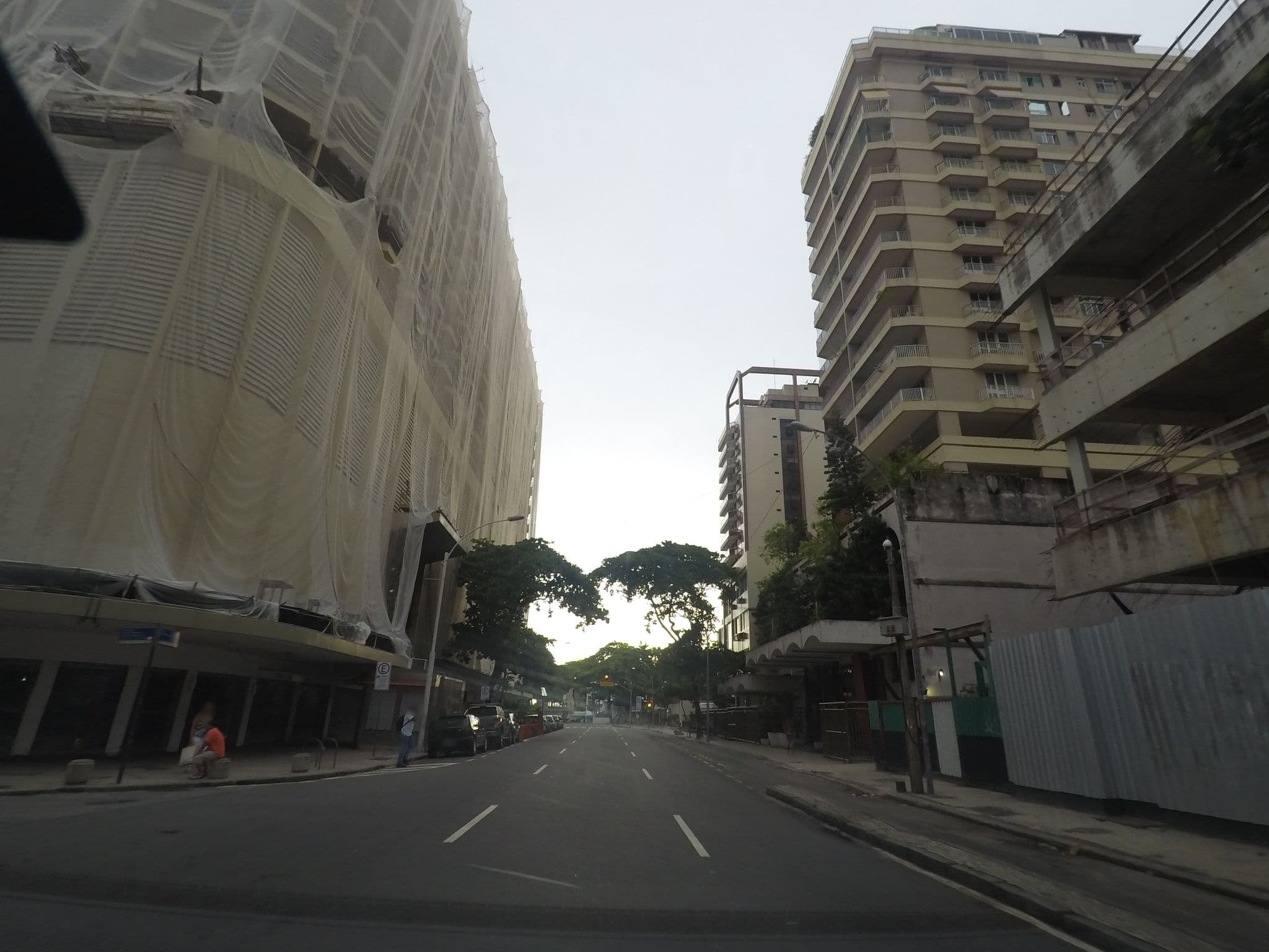Street view near Copacabana Praia Hotel, Ipanema — © thierryajeaniphone (CC BY-SA · Mapillary)