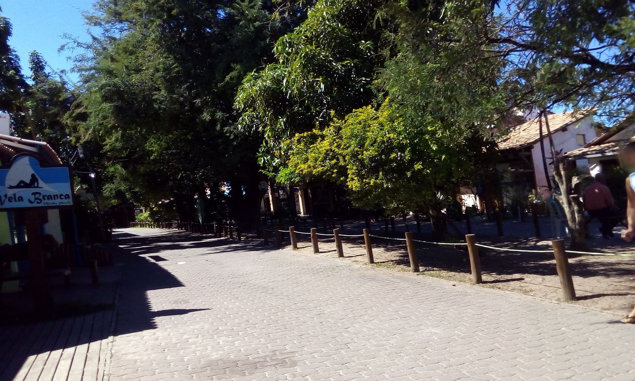Street view near Pousada da Dinda, Dias d'Ávila — © CaioSergio (CC BY-SA · Mapillary)