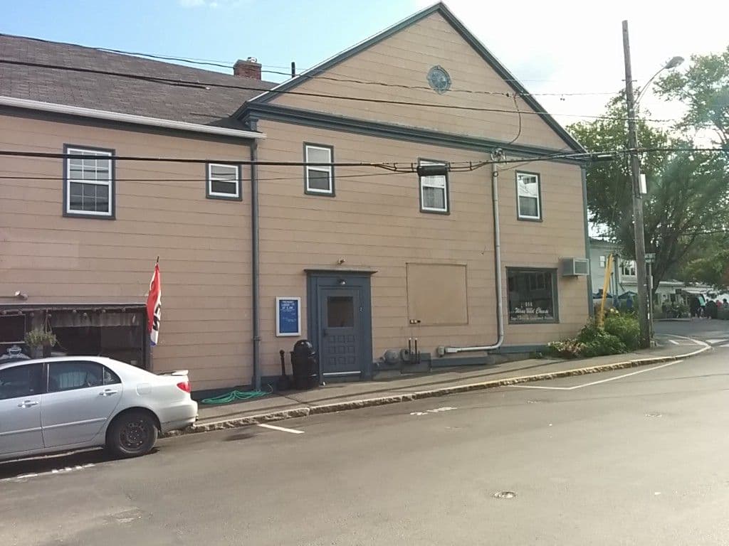 Street view near Cafe Drydock and Inn, Bar Harbor — © iandees (CC BY-SA · Mapillary)