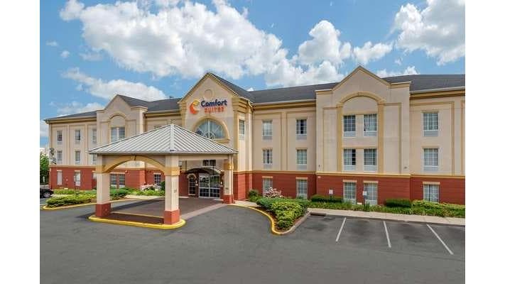 Comfort Suites Newark - Harrison, Hotel in East Newark