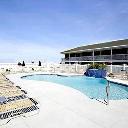 Sands By The Sea and Rose Suites, Motel in York Beach
