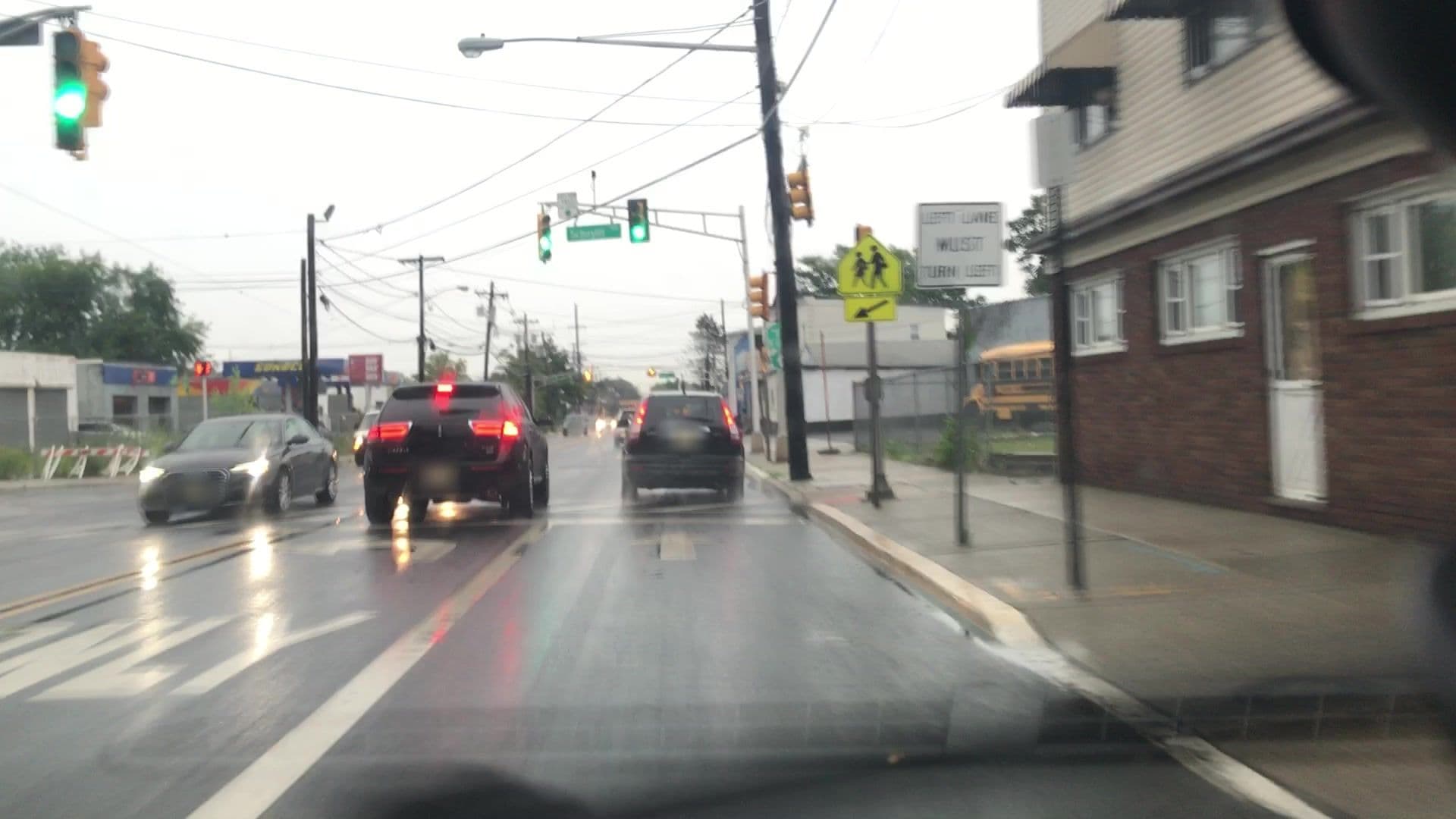 Street view near Casa Tito, East Newark — © lvl5 (CC BY-SA · Mapillary)