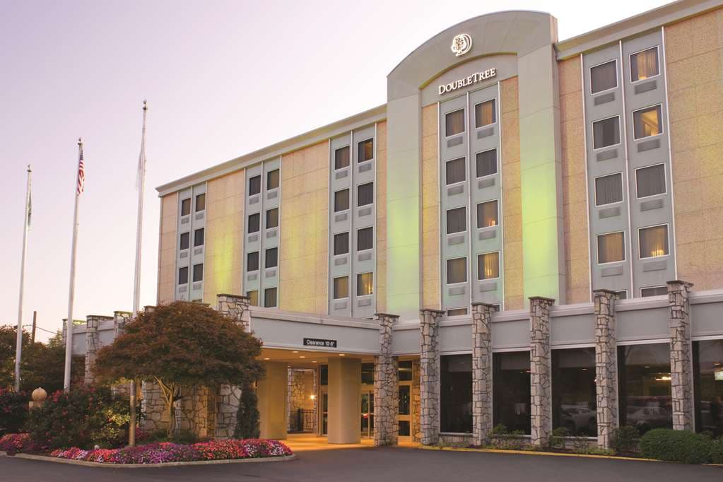DoubleTree by Hilton Hotel Pittsburgh Airport, Hotel in Carnot-Moon