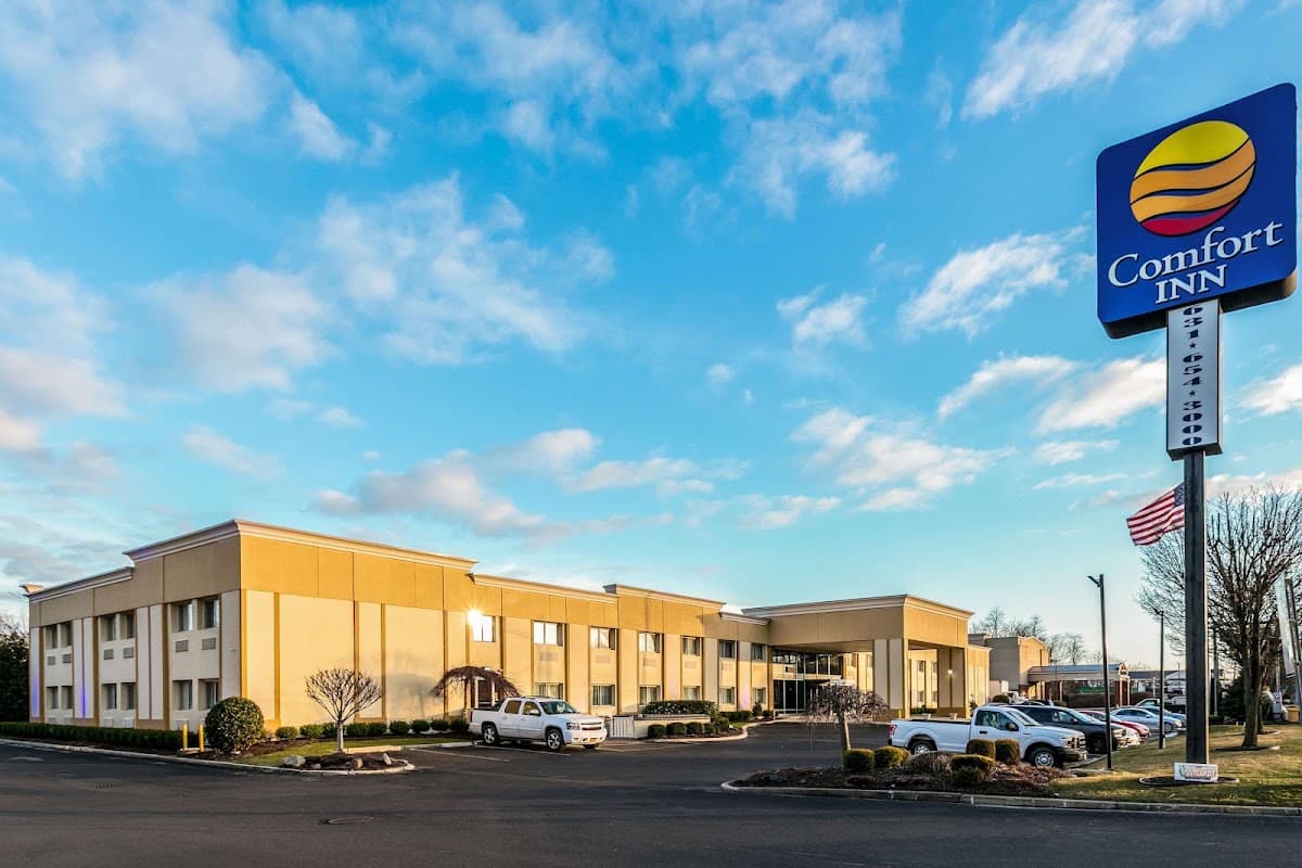 Comfort Inn Medford-Long Island, Hotel in Farmingville