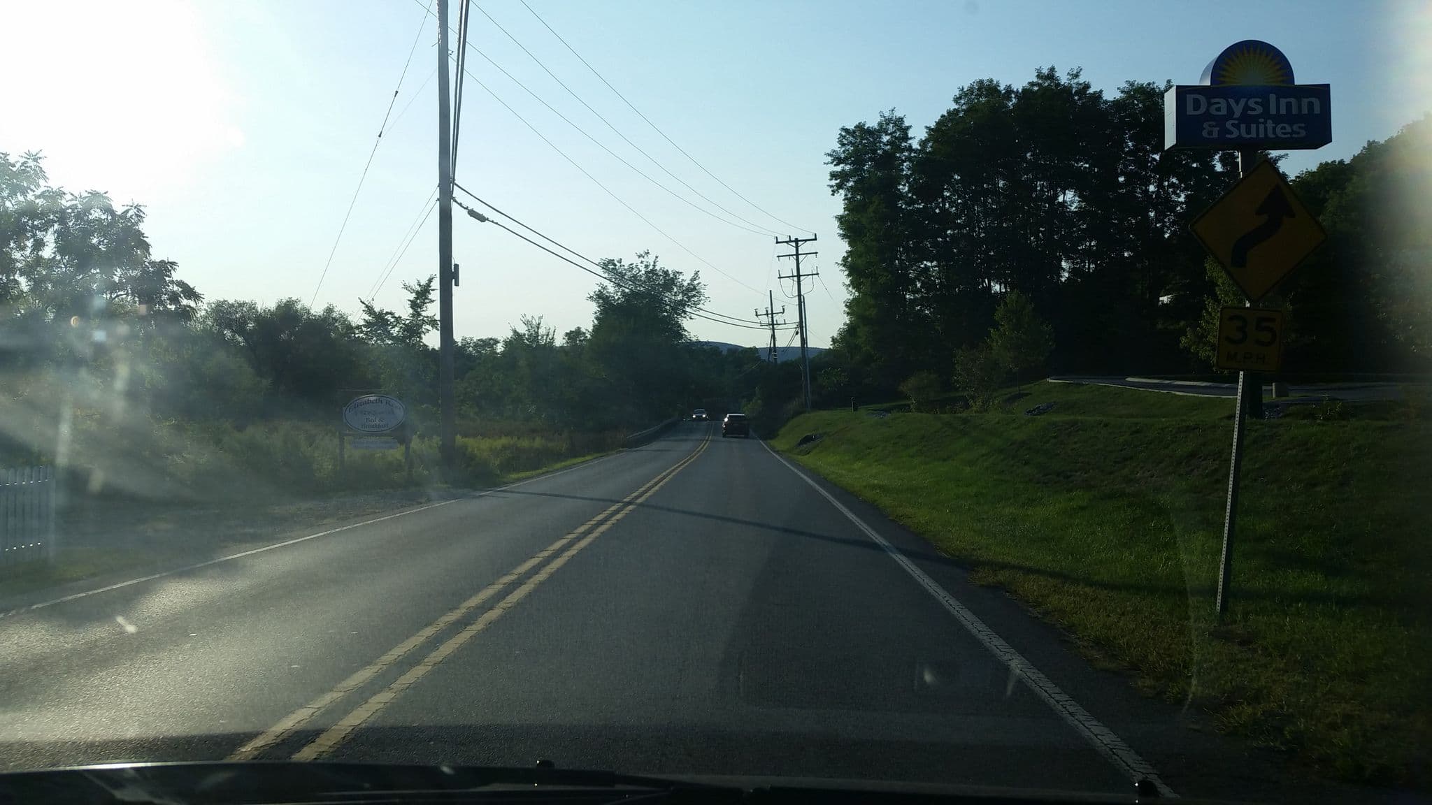 Street view near Elizabeth Rest Bed & Breakfast, Altoona — © dgearhart (CC BY-SA · Mapillary)