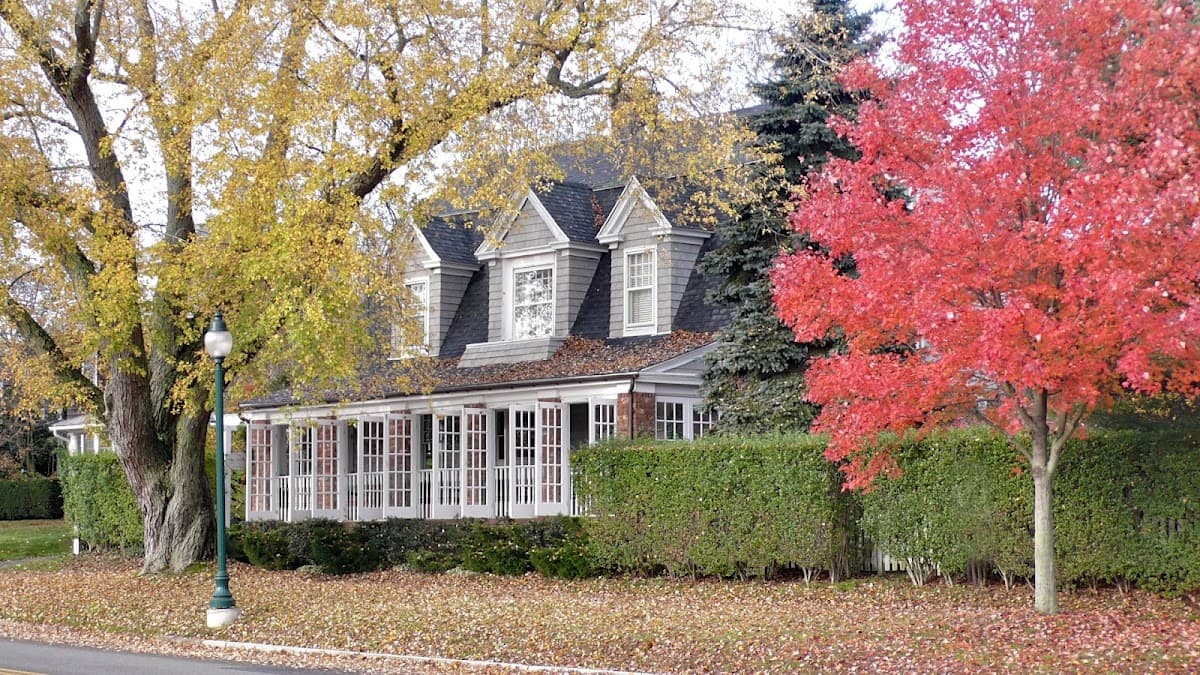 Mill House Inn, Hostel in East Hampton North