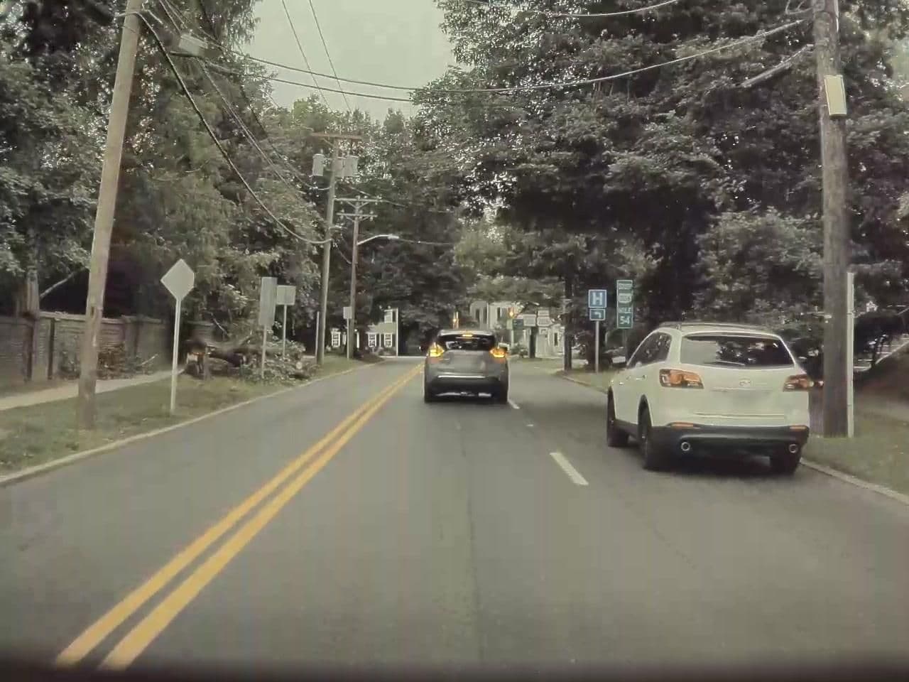 Street view near The Peacock Inn, Princeton Junction — © amaiman (CC BY-SA · Mapillary)