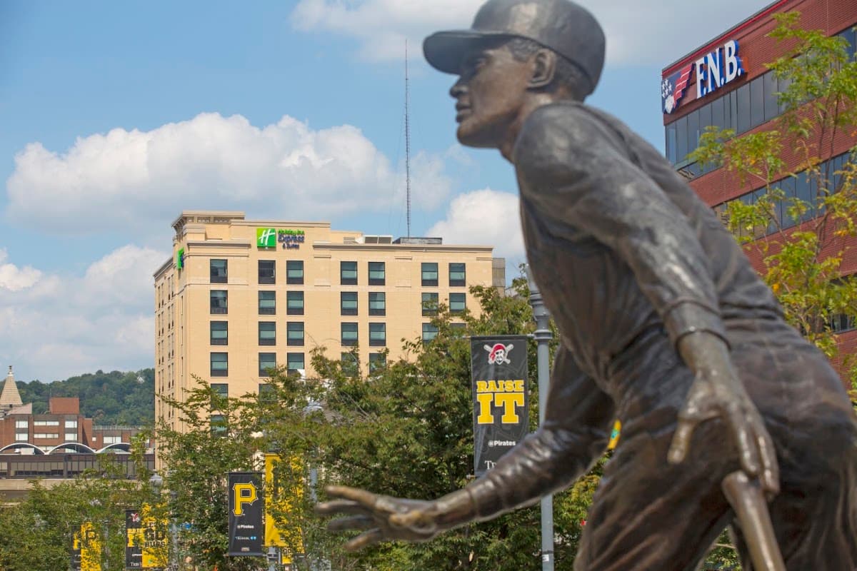 Holiday Inn Express & Suites Pittsburgh North Shore, Hotel in Pittsburgh
