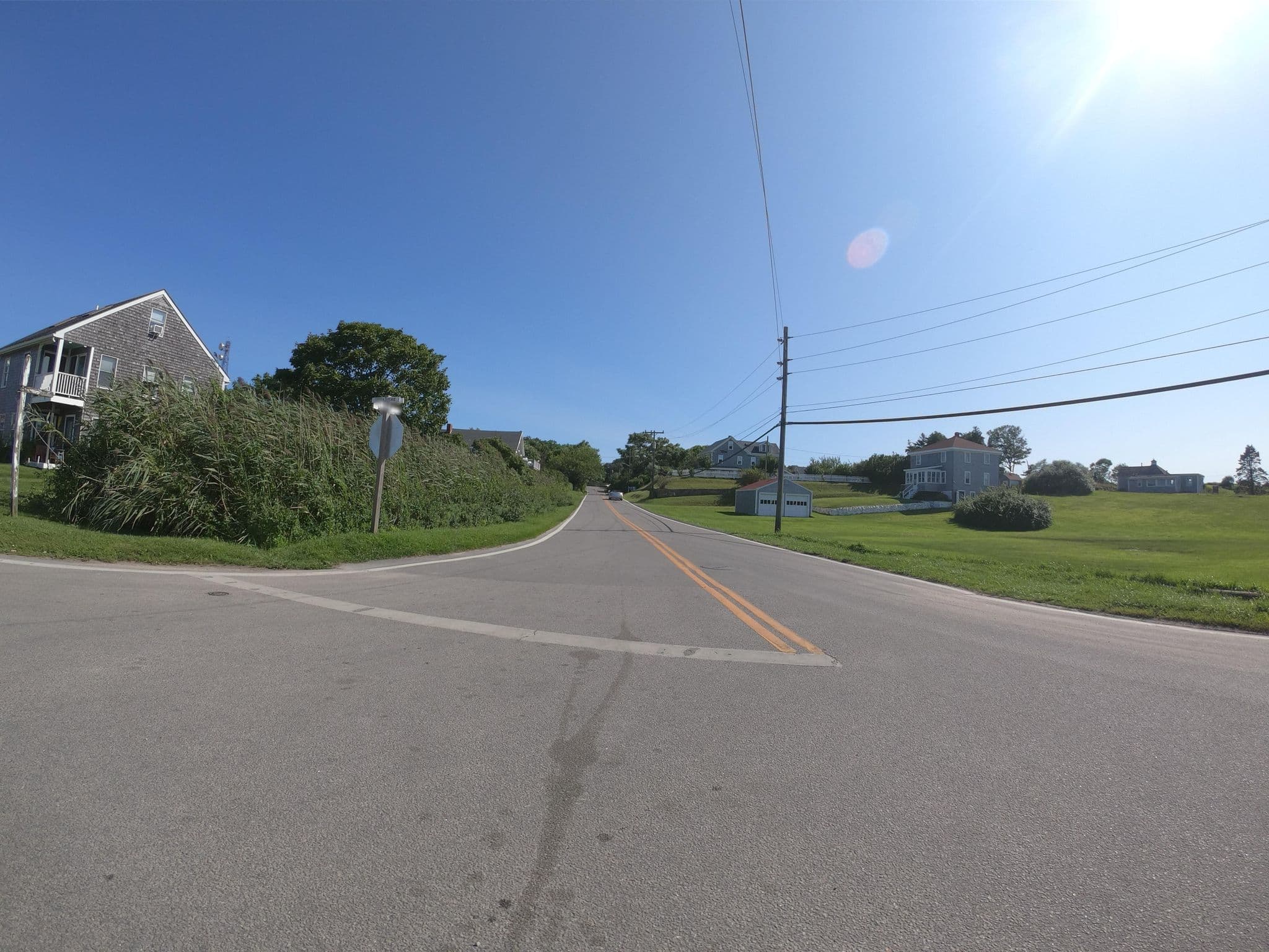 Street view near Ocean Avenue Apartments, New Shoreham — © roadgeek_md99 (CC BY-SA · Mapillary)
