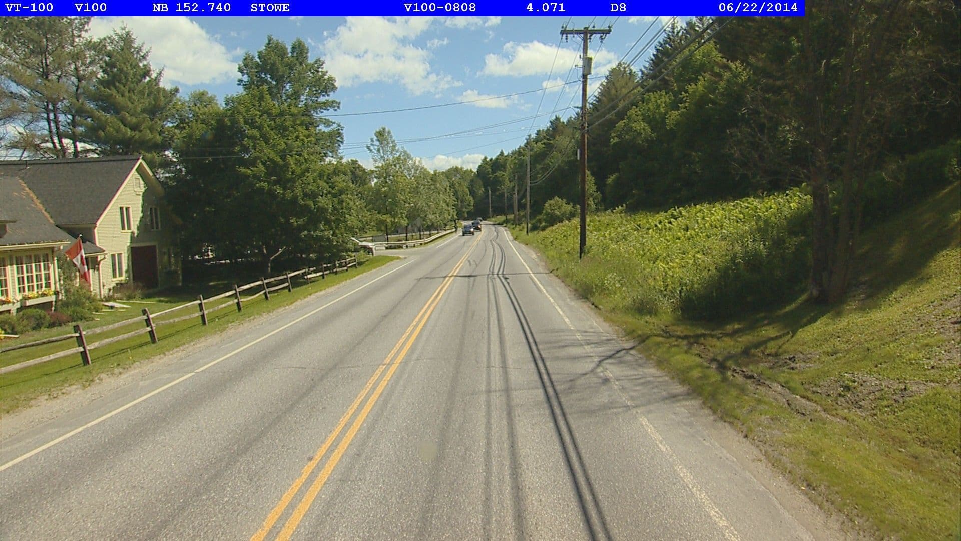 Street view near Brass Lantern Inn, Stowe — © vtrans_row (CC BY-SA · Mapillary)