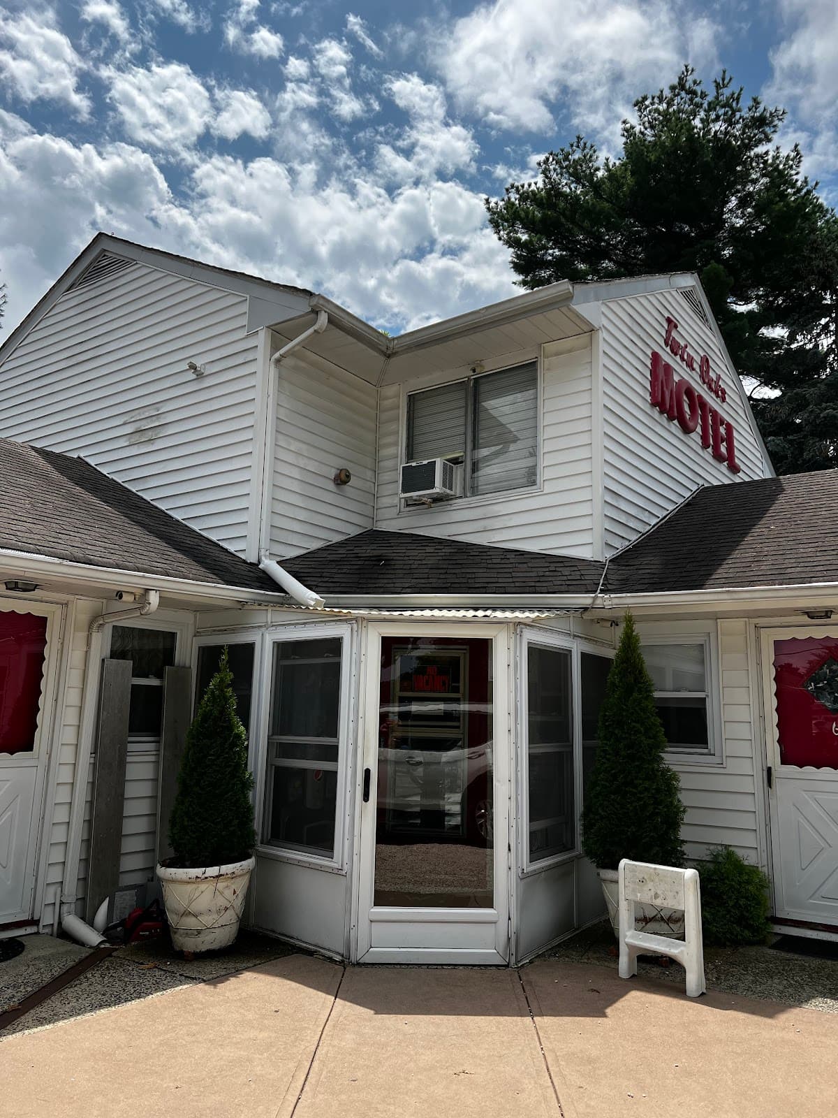 Twin Oaks Motel, Motel in Manasquan