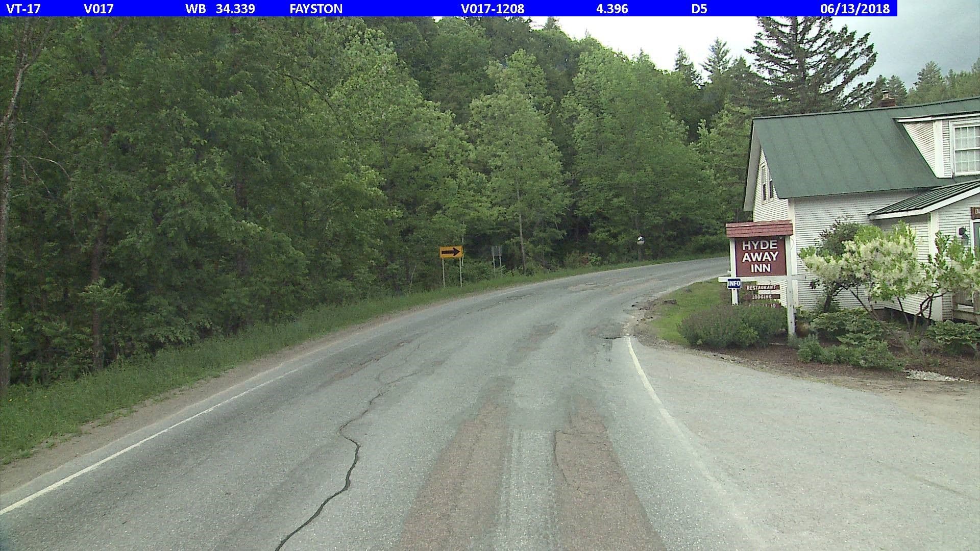 Street view near The Hyde Away Inn, Moretown — © vtrans_row (CC BY-SA · Mapillary)