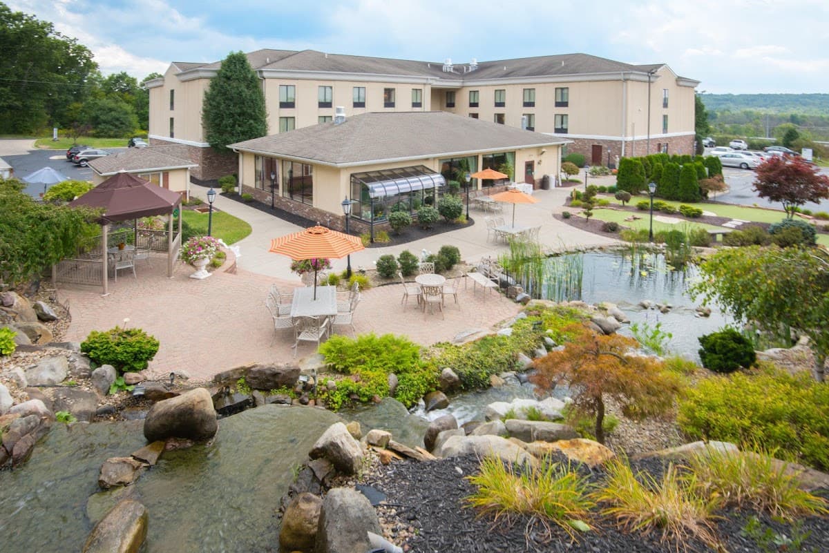 Holiday Inn Express & Suites Sharon-Hermitage, Hotel in Farrell