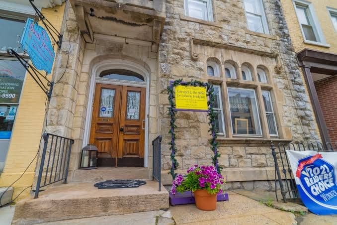 The Maid's Quarters Bed, Breakfast & Tearoom, Guesthouse in Pottsville