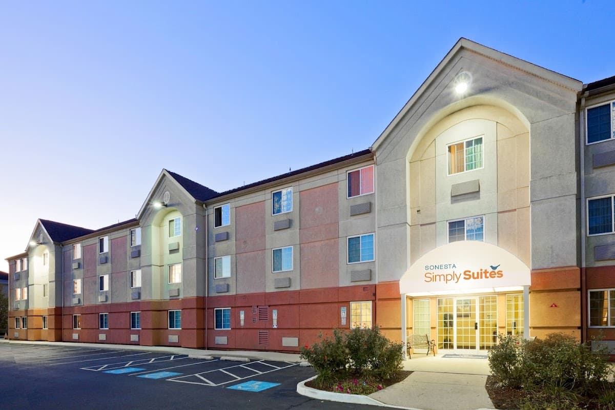 Sonesta Simply Suites Philadelphia Mount Laurel, Hotel in Ramblewood