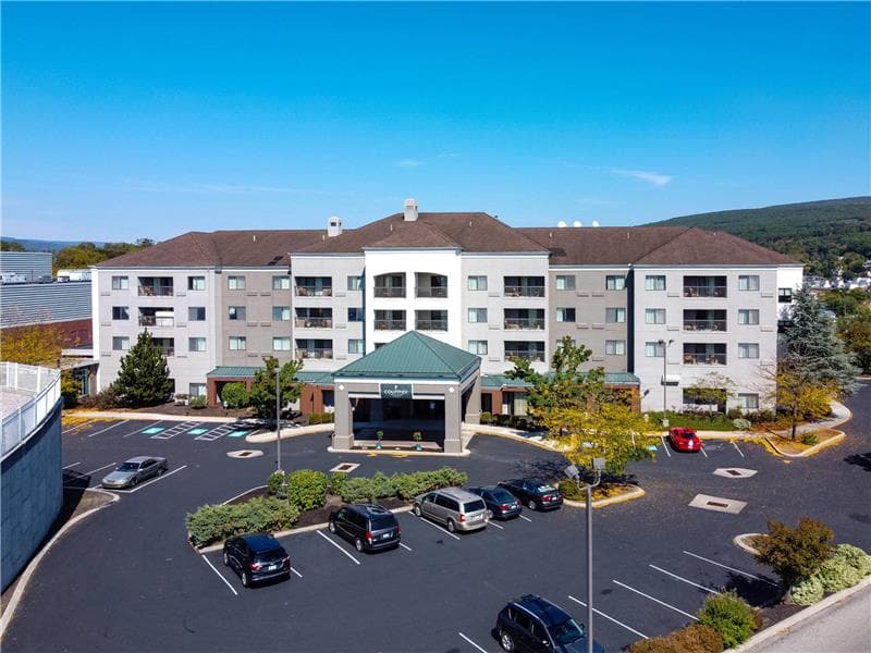 Country Inn & Suites by Radisson, Hotel in Lakemont