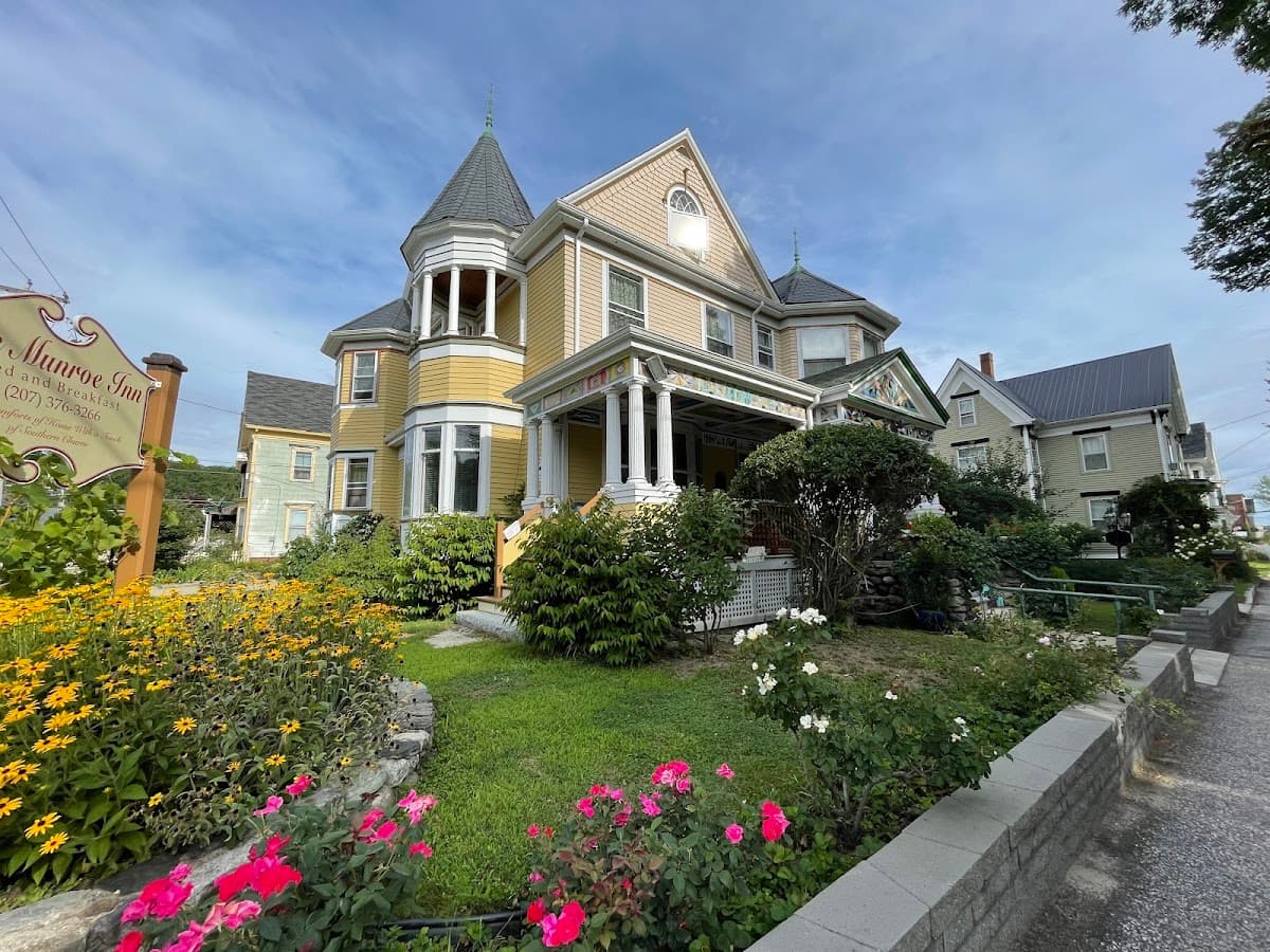 The Munroe Inn, Guesthouse in Lewiston