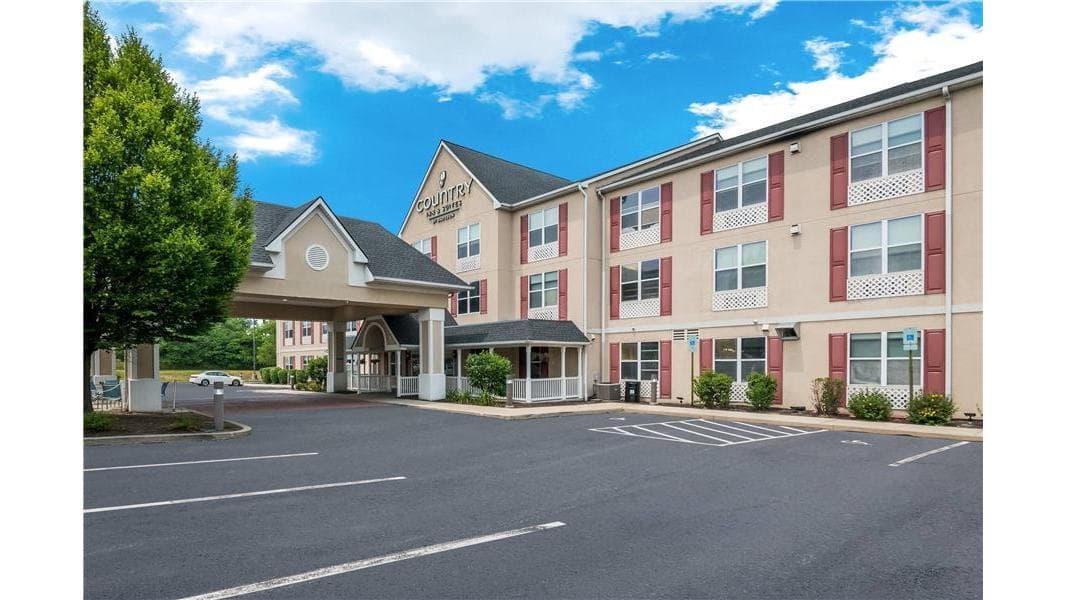 Country Inn & Suites By Carlson, Harrisburg Northeast (Hershey), Hotel in Skyline View