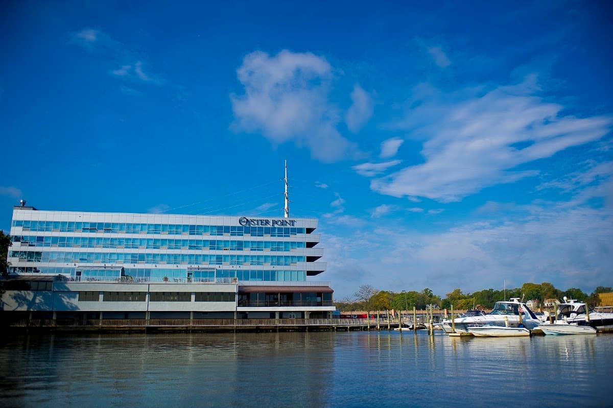 The Oyster Point Hotel, Hotel in Red Bank