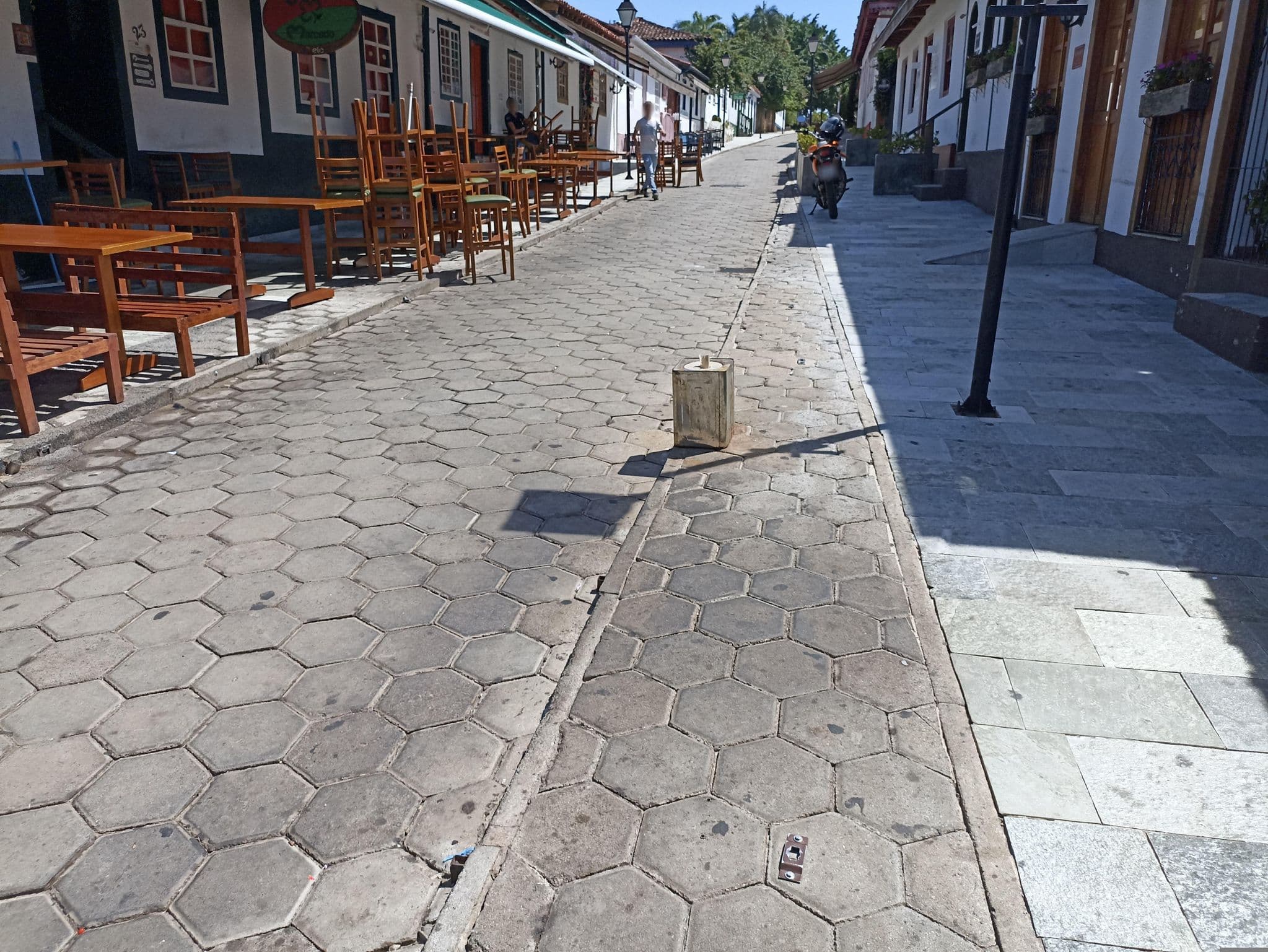 Street view near Vivendas Verde, Pirenópolis — © MuitoAlemdasFronteiras (CC BY-SA · Mapillary)