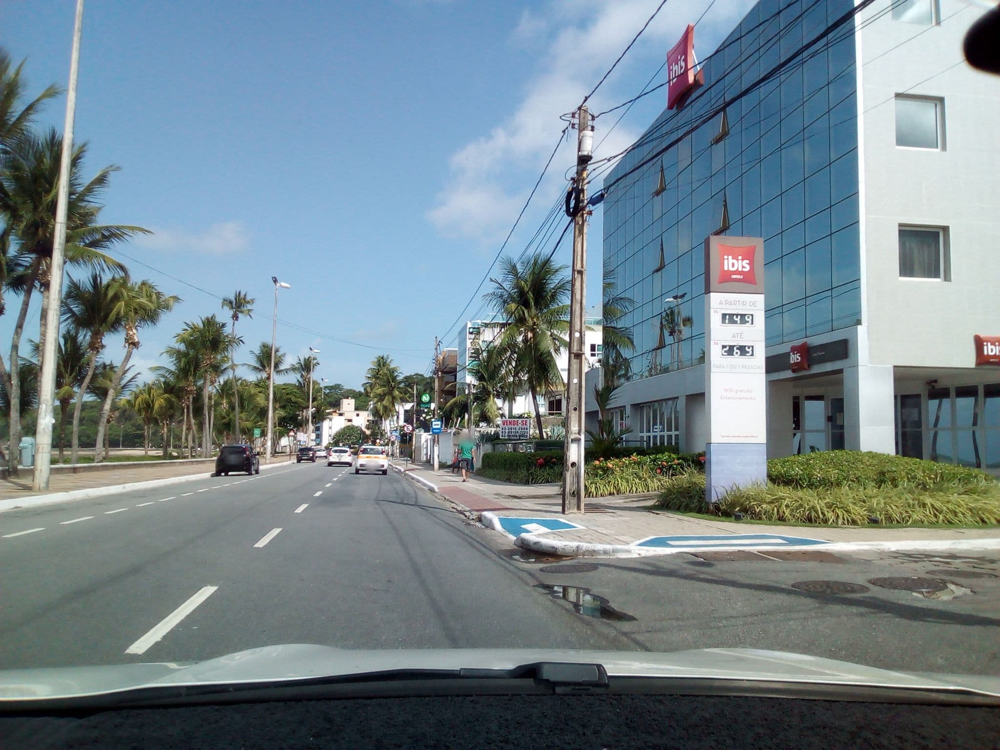 Street view near Hotel ibis João Pessoa, João Pessoa — © fredporto (CC BY-SA · Mapillary)