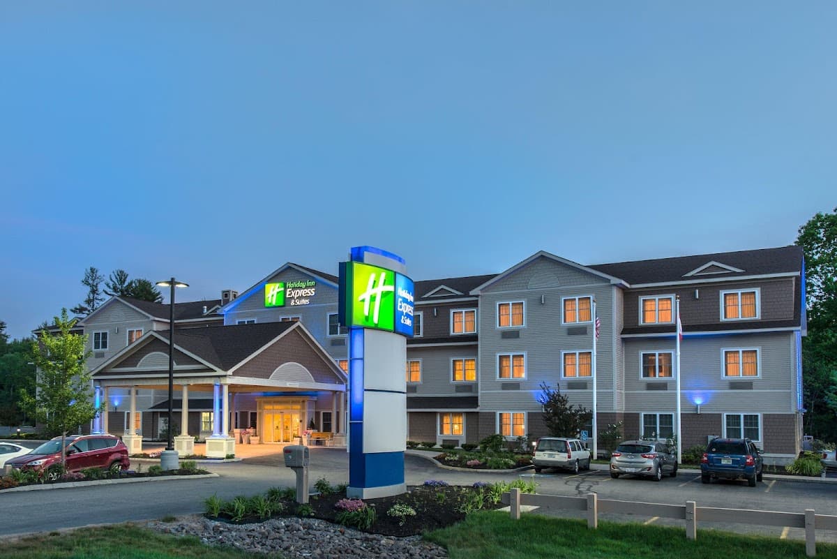 Holiday Inn Express & Suites Tilton - Lakes Region, Hotel in Tilton