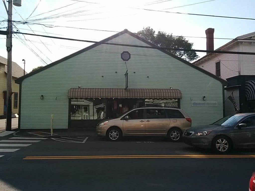 Street view near Penury Hall Bed & Breakfast, Bar Harbor — © iandees (CC BY-SA · Mapillary)