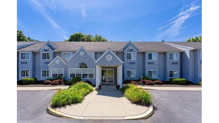 Microtel Inn & Suites by Wyndham Bethel, Hotel in Bethel