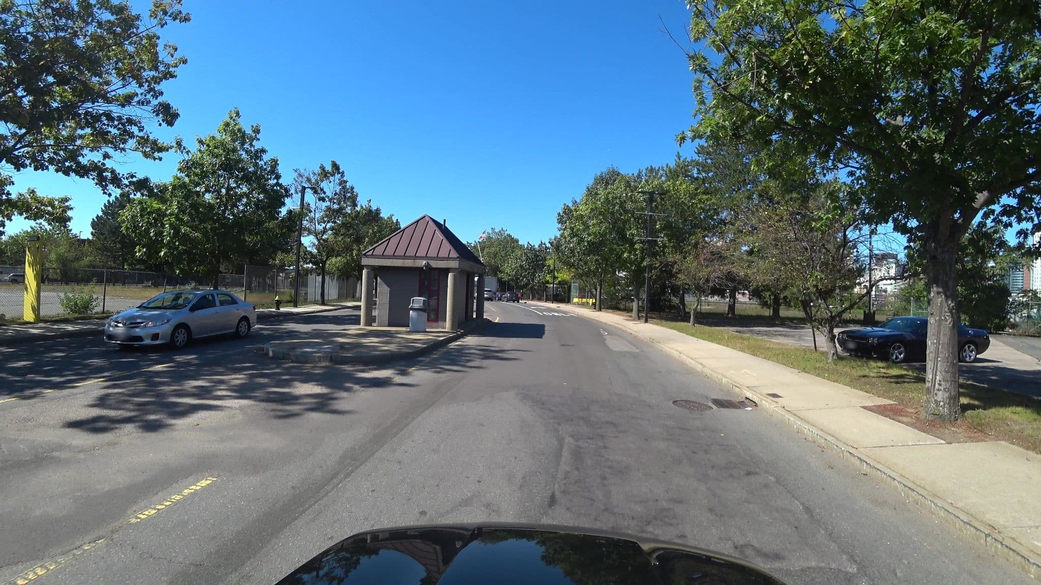 Street view near Hampton Inn & Homewood Suites, Boston Seaport — © lxmbos11 (CC BY-SA · Mapillary)