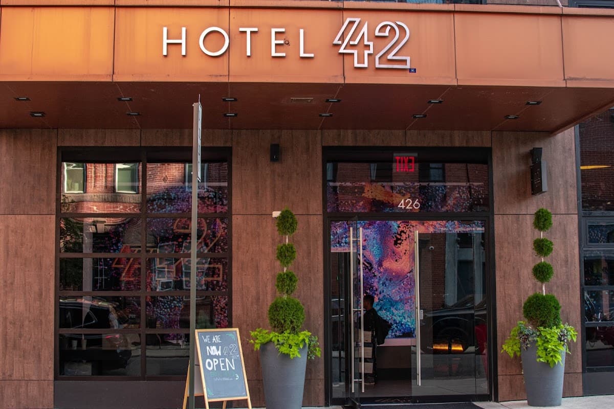 42 Hotel, Hotel in Williamsburg