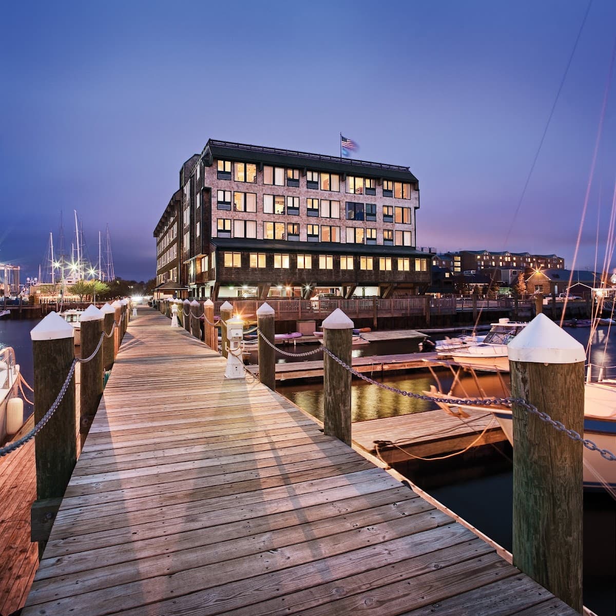 Club Wyndham Inn on Long Wharf, Hotel in Newport