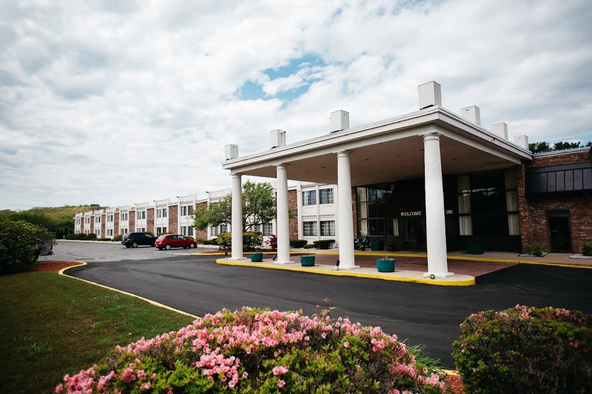 Mystic River Hotel & Suites, Hotel in Old Mystic