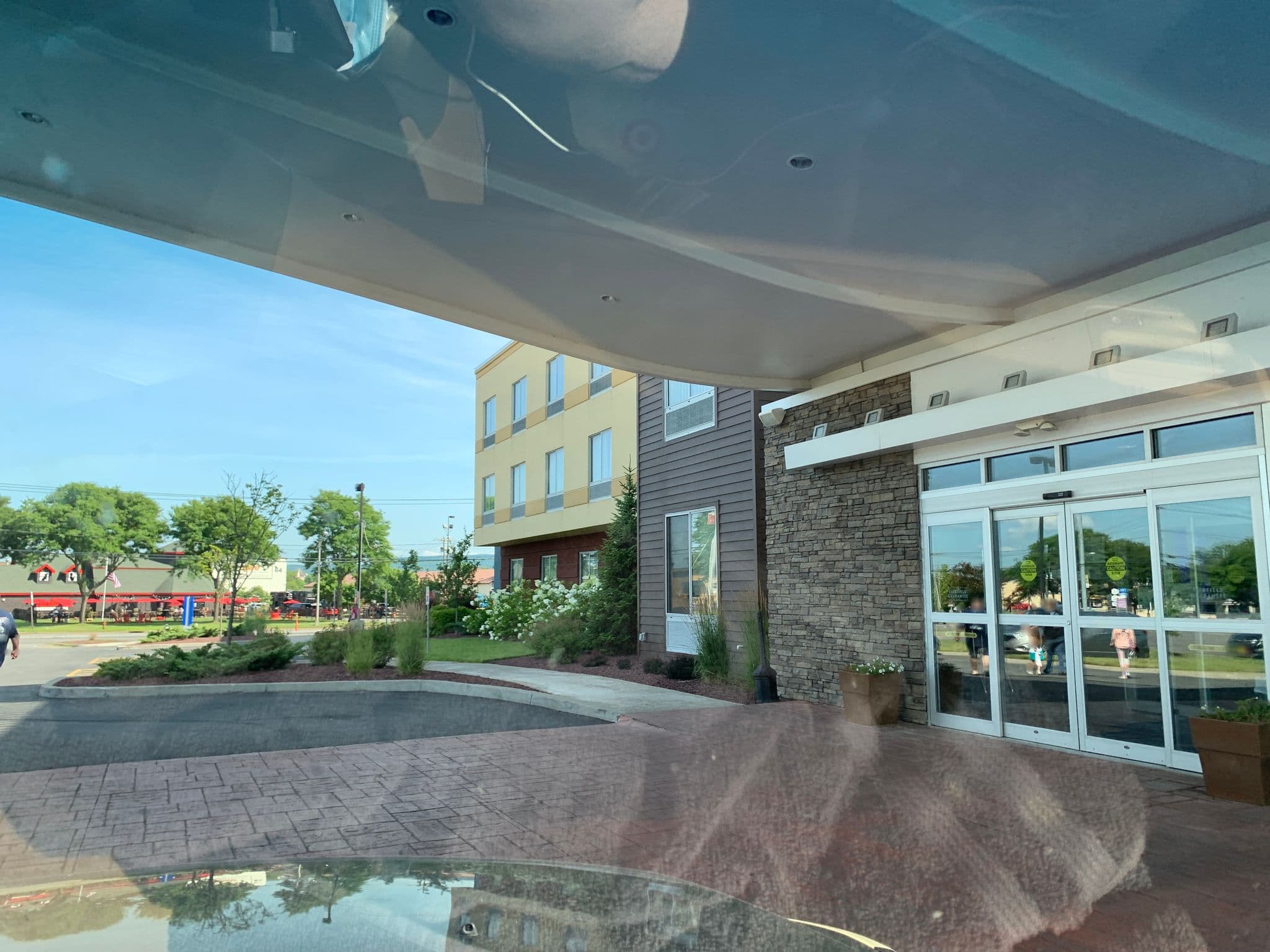 Street view near Fairfield Inn & Suites Utica, Utica — © mdroads (CC BY-SA · Mapillary)
