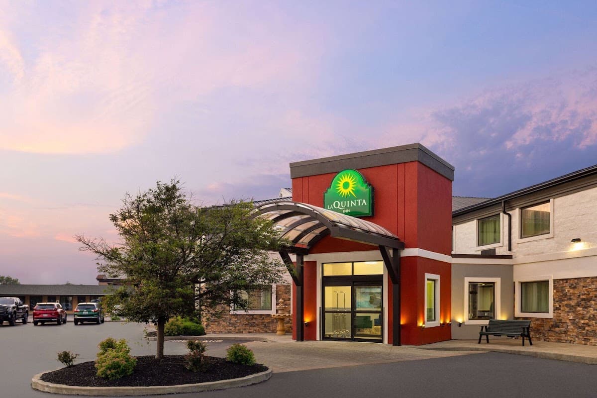 La Quinta Inn Buffalo Airport, Hotel in Harris Hill