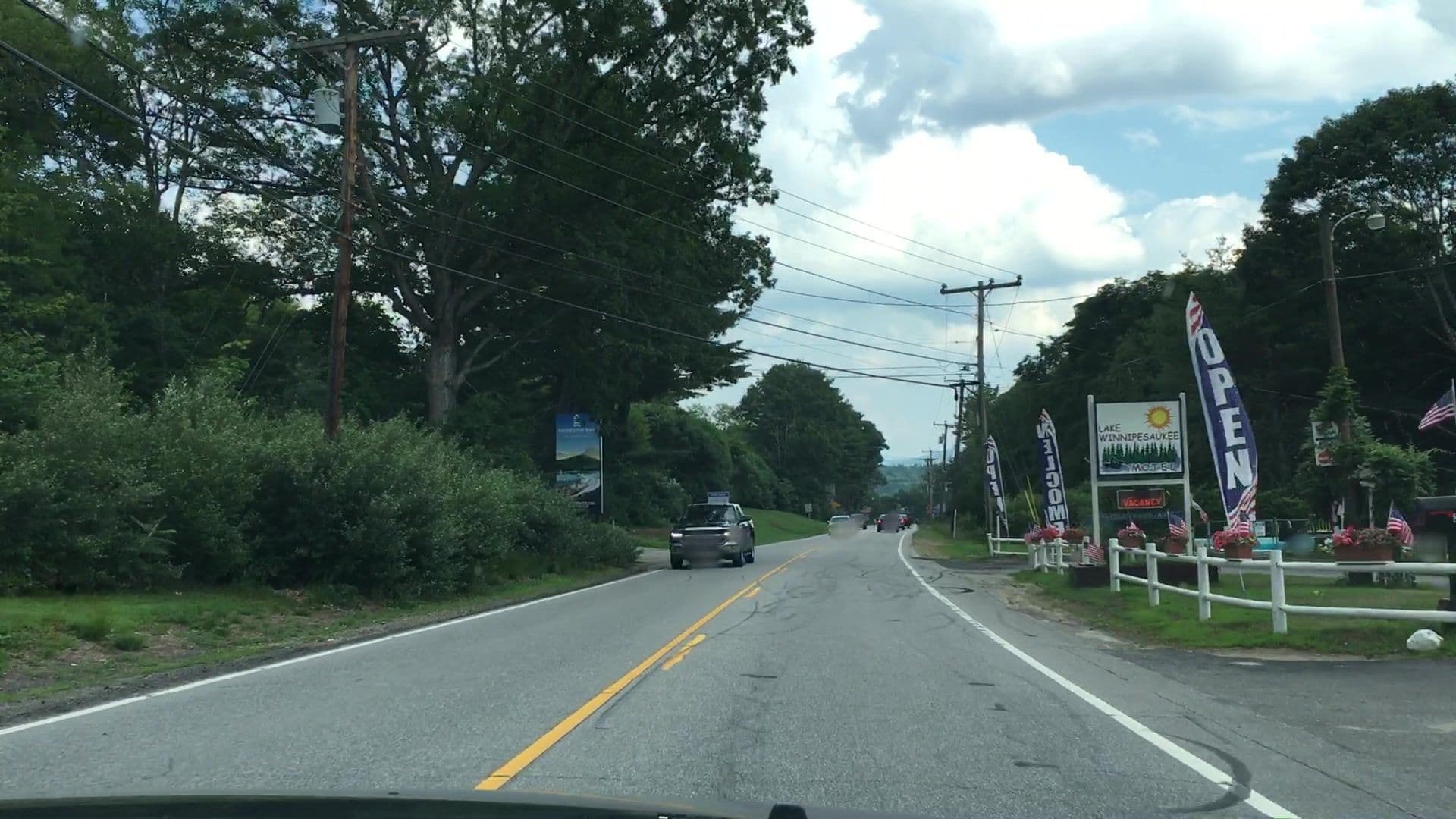 Street view near Lake Winnipesaukee Motel, Meredith — © lvl5 (CC BY-SA · Mapillary)