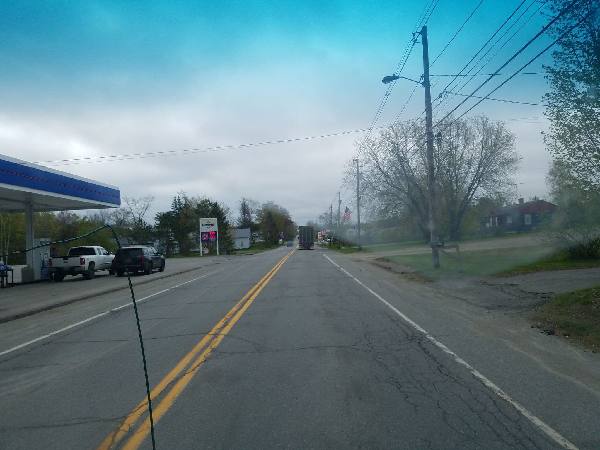 Street view near Bellmard Inn, Calais — © jbthemilker (CC BY-SA · Mapillary)