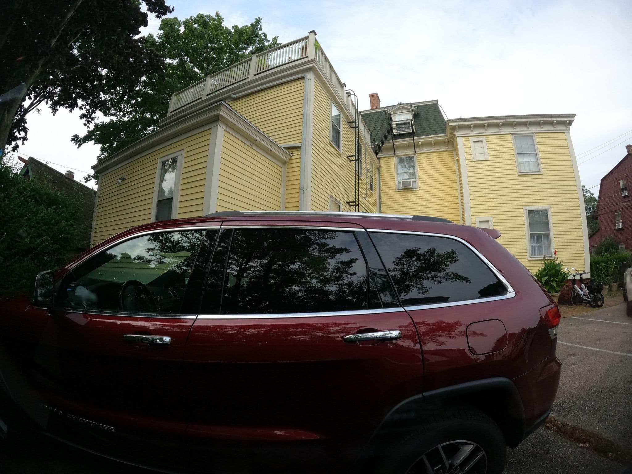 Street view near Yankee Peddler Carriage House, Newport — © roadgeek_md99 (CC BY-SA · Mapillary)