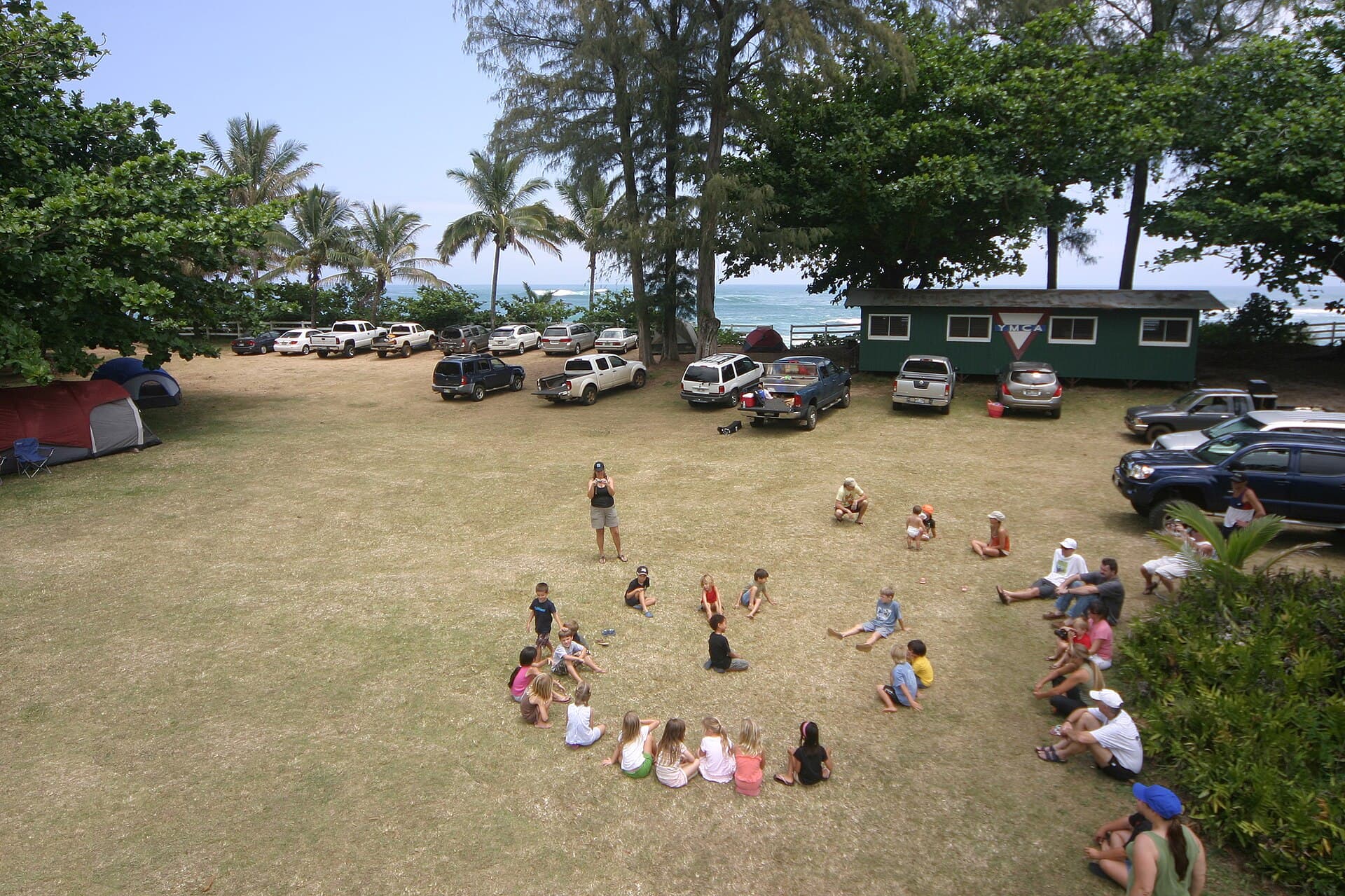 Camp Naue (via Wikimedia Commons, CC BY-SA 3.0)