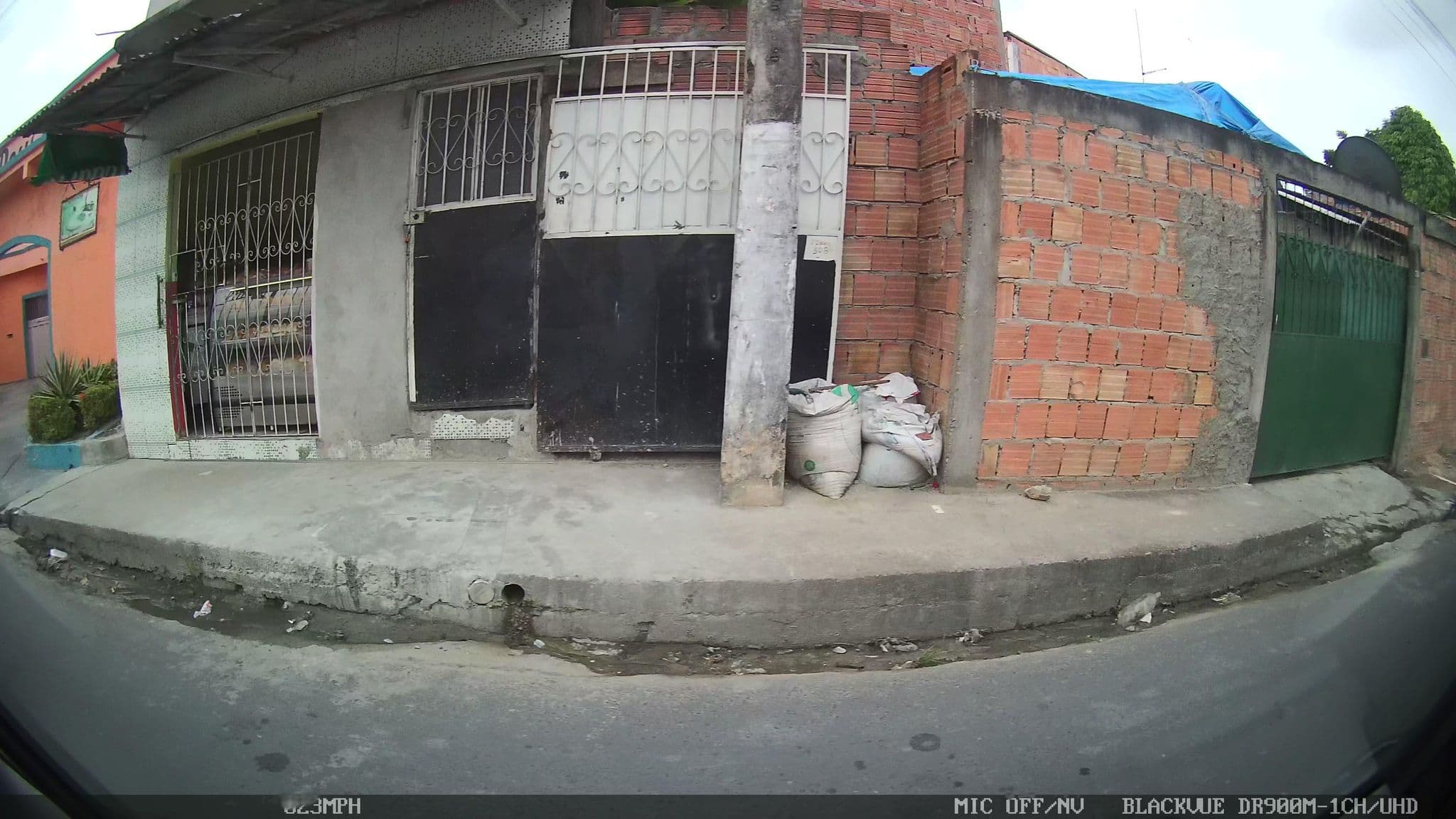 Street view near Pousada Pleno, Manaus — © kaart_1 (CC BY-SA · Mapillary)