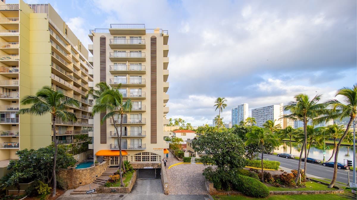 Coconut Waikiki Hotel, Hotel in Lower McCully