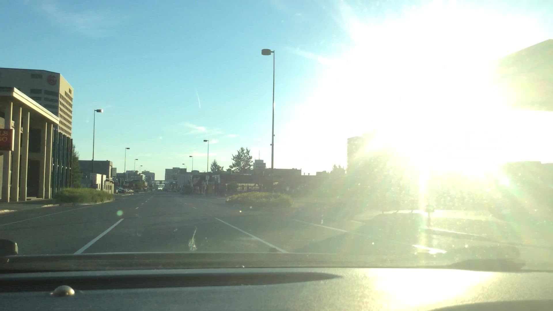 Street view near Econo Lodge, Anchorage — © lvl5 (CC BY-SA · Mapillary)