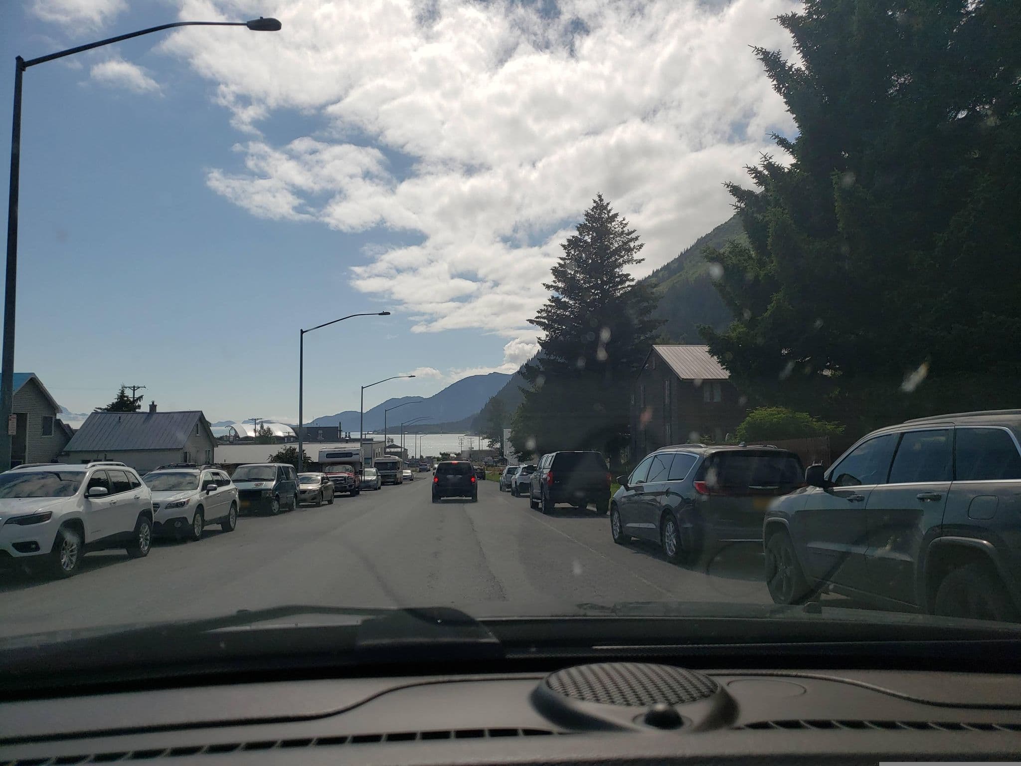 Street view near The Tides Inn, Bear Creek — © guyutetube (CC BY-SA · Mapillary)